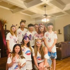 Meet your Posher, Vanessa